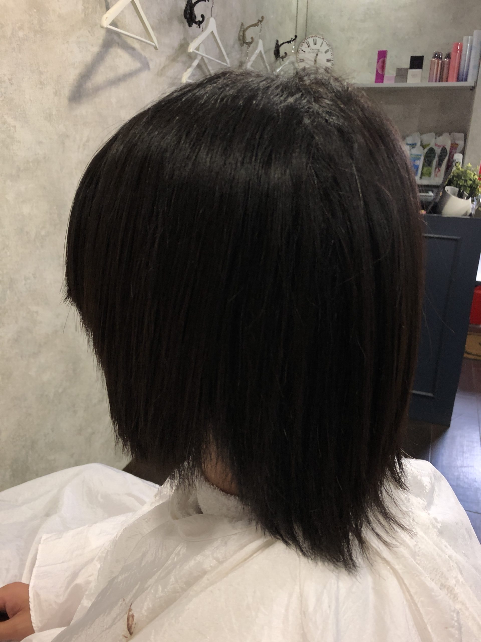 メンズ縮毛矯正 なぜか多いカットが下手な美容師 大阪で縮毛矯正が人気の美容室 Charm Hair Resort